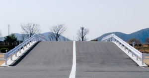 Mt車の坂道発進 車を上手く運転しちゃおう 初めての運転のコツ 上手くなるコツ 車の維持費節約のコツ 教習所では教えてくれないかも