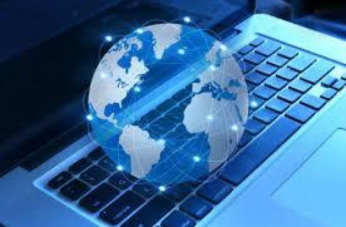 اليوم العالمي للانترنت الامن في سيدة اللويزة: للتفريق بين استخدامه لغايات منتجة وبين استهلاكه في إطار من المخاطر الهدامة