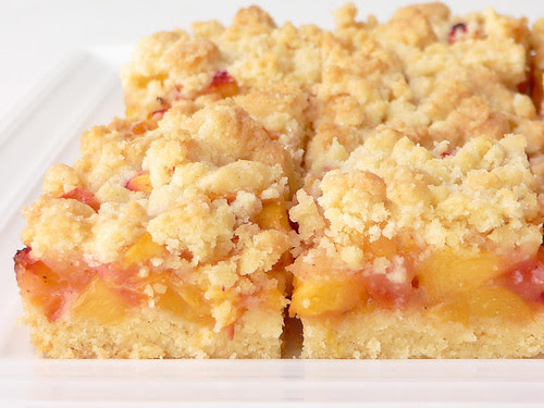 Nektarinen-Streusel-Schnitten