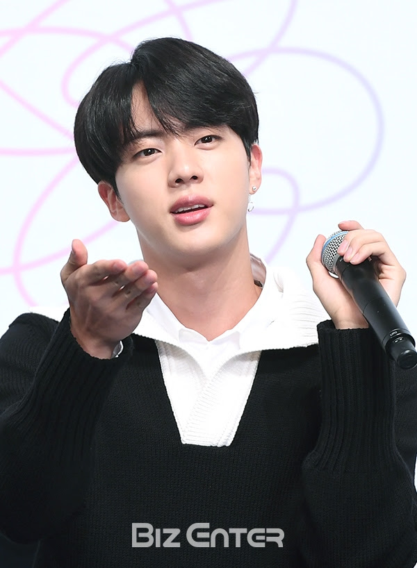 BZ포토 방탄소년단 진, 빠지면 섭섭한 손키스 - 이투데이