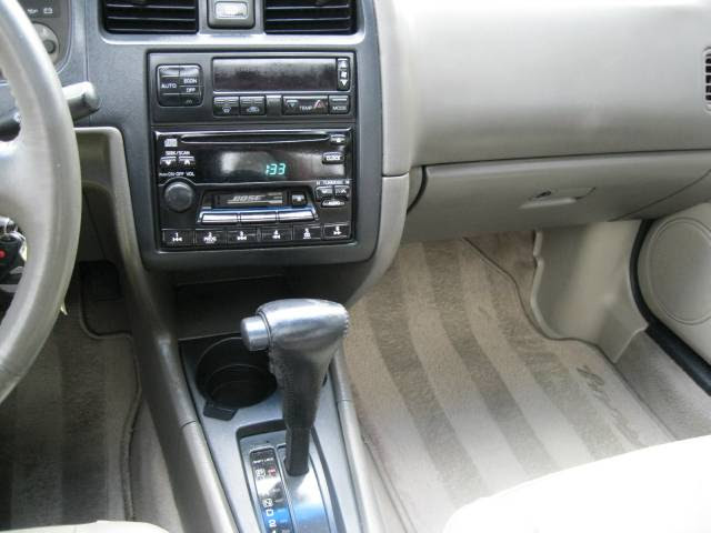 Infiniti G20 Touring. 1999 Infiniti G20