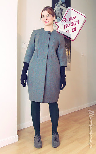 Retro coat (Burda 12/11 #101), szafiarka, szycie, krawiectwo, płaszcz, wykrój, wełna, jodełka, żuczek, grzybek, szal, komin, H&M, torebka wiolonczela, Ochnik