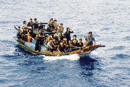 http://saigontimesusa.com/bai/thuyennhan/images/thuyennhan1091a.jpg