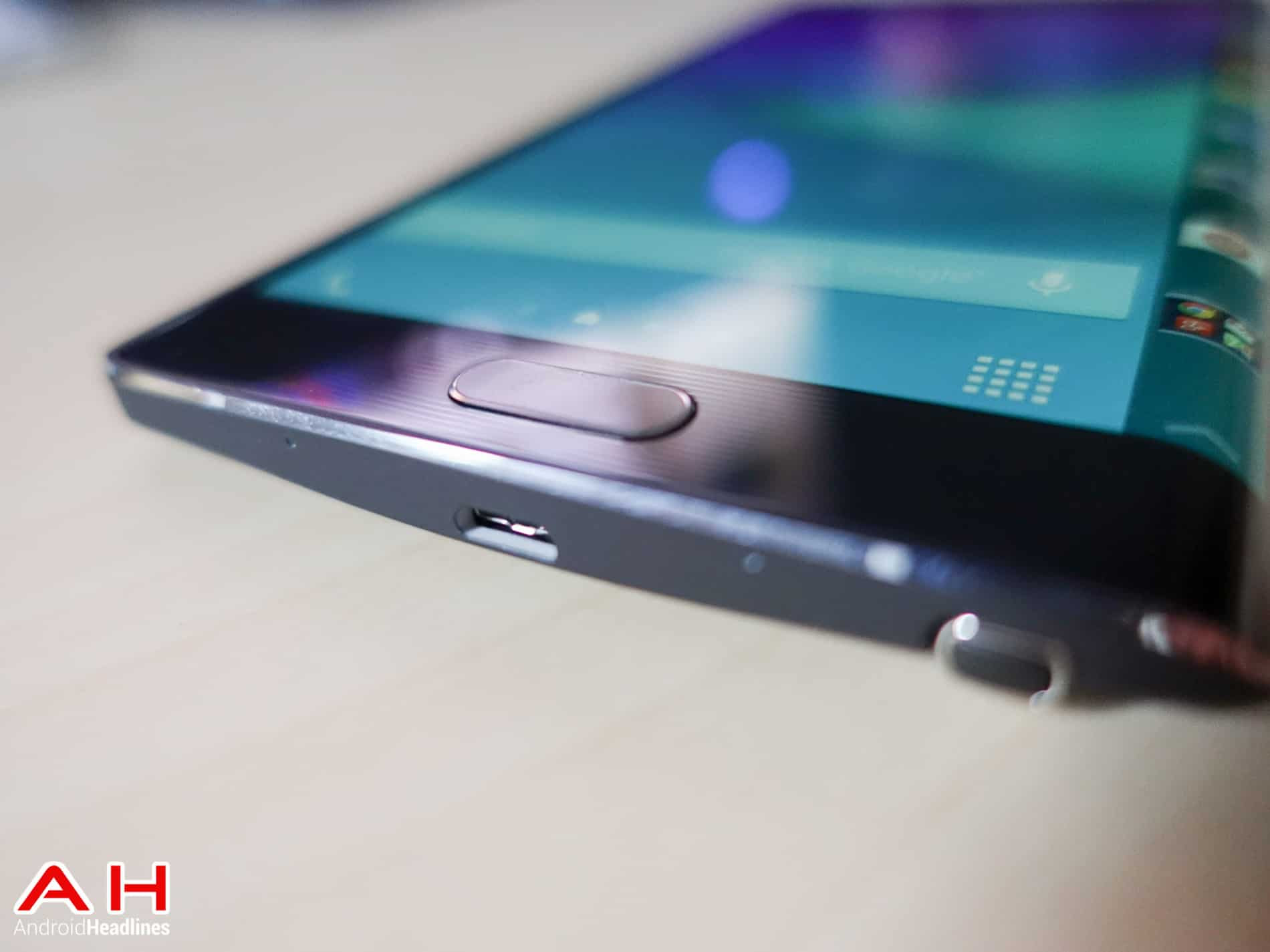 Samsung-Galaxy-Note-Edge-AH-5
