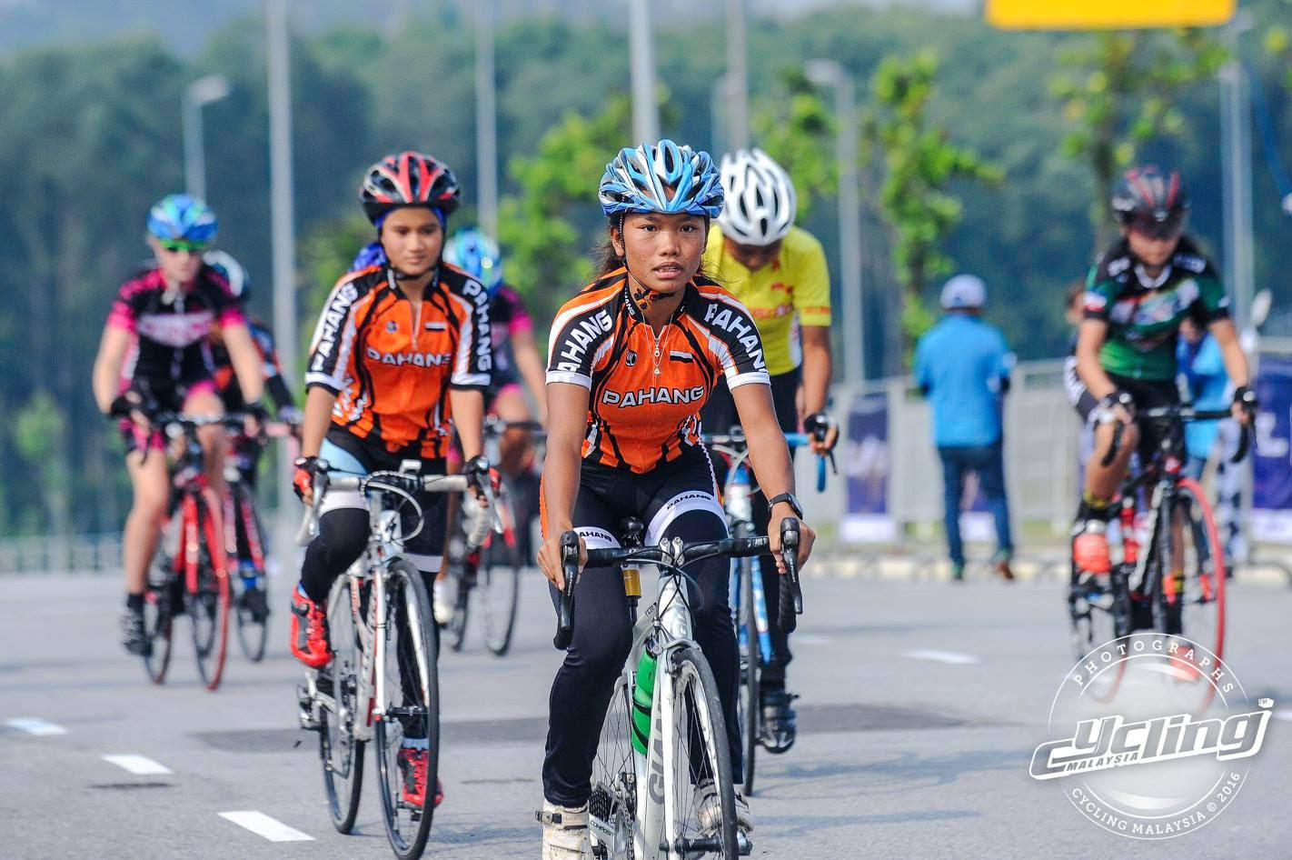 Malaysians Aren't Happy Because JCM Gave Young Cyclists ...