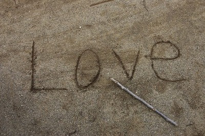 好きな男性に想いが伝わるラブレターの書き方 例文 手紙で告白 ラブレターの書き方 例文 女性から男性へ