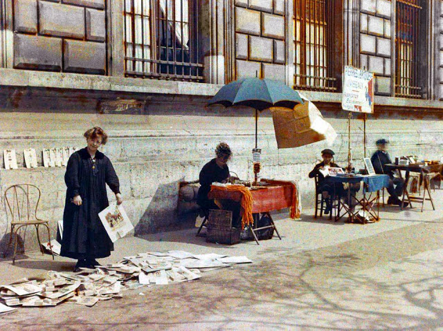 Rare Color Photography of Early 1900s Paris