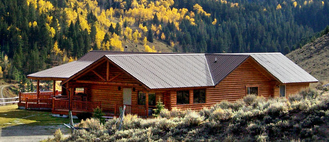 Saddlehorn Lodge | Wilderness Edge