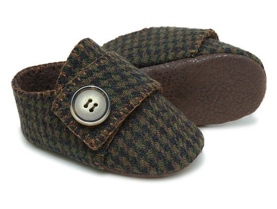 The Benjamin in houndstooth wool baby shoe/bootie/slipper