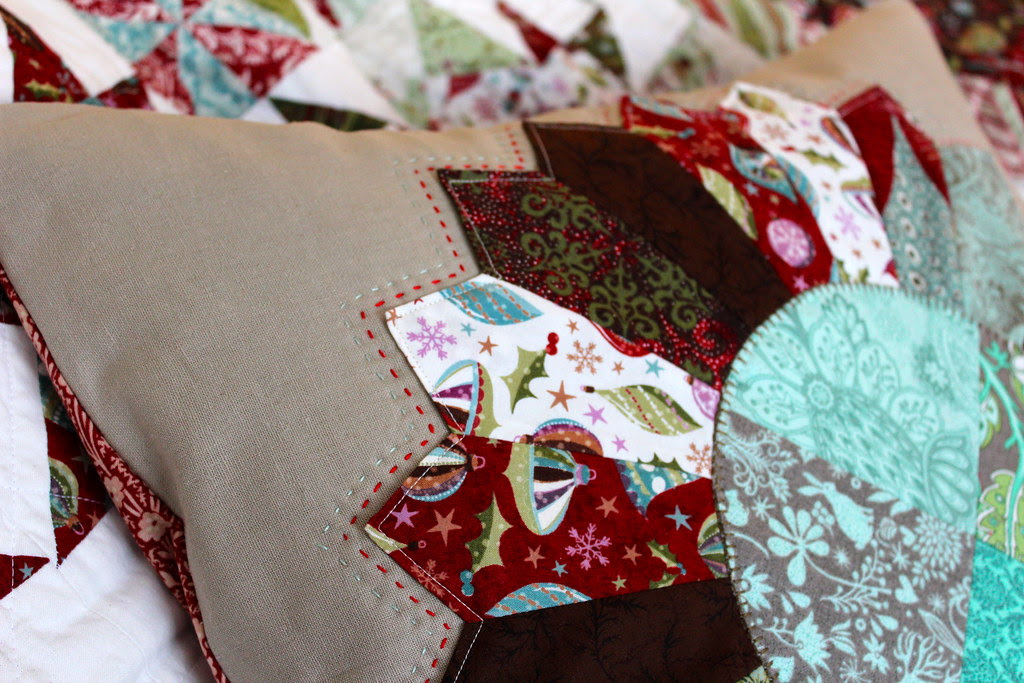 Christmas Dresden Plate Pillow