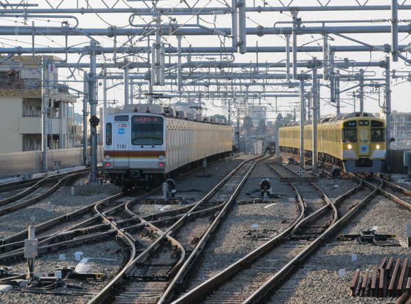 西武池袋線石神井公園駅高架化工事 12年11月25日取材 Reports For The Future 未来へのレポート