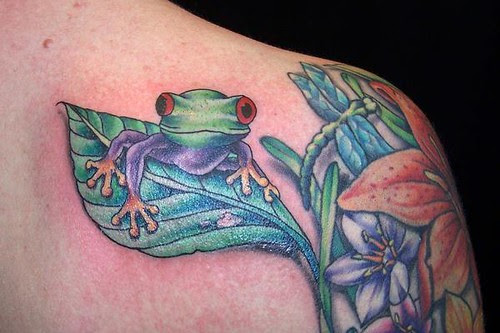 tree frog tattoo malia reynolds maliareynolds@yahoo.com