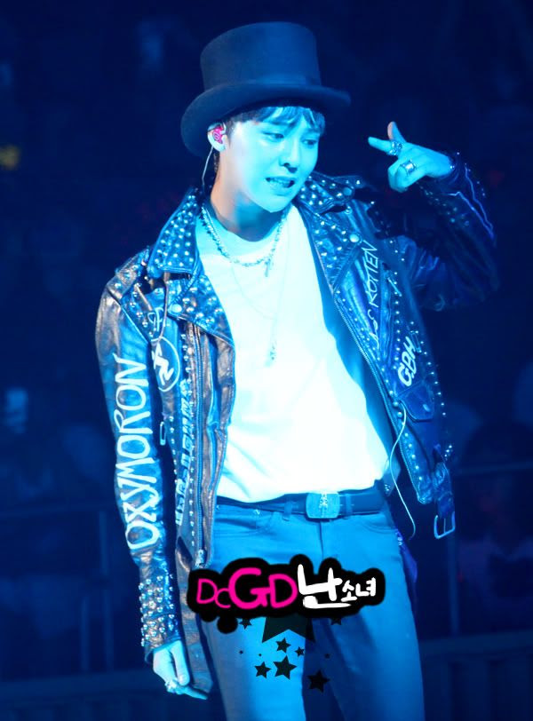 G-Dragon and T.O.P at Stay G Gmarket Concert