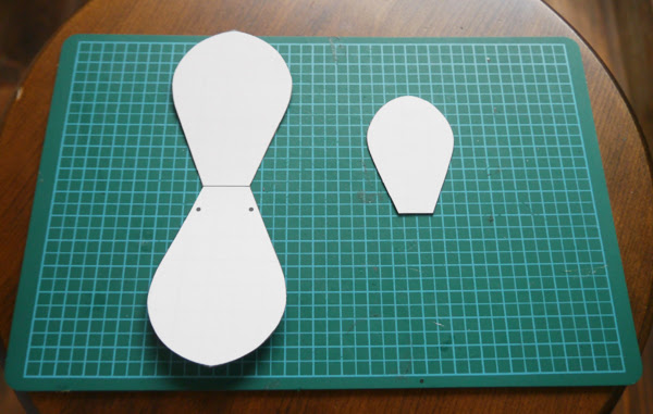 レザークラフト アンコを入れた立体キーホルダーを作ってみよう 型紙無料 初心者でも出来る レザークラフトを趣味にしよう