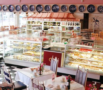  Interior  Toko  Kue  Yang Unik Dan Menarik Desain  Interior  