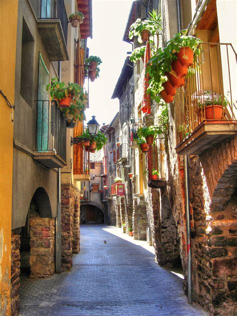 Pc 39579 and the first one to bear . Toledo, Spain photo on Sunsurfer