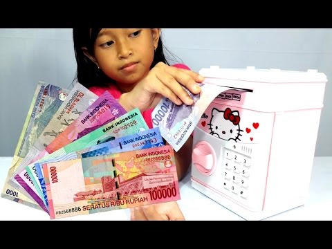 VIDEO : mainan tabungan pakai uang beneran 💖 celengan anak 💖 mainan hello kitty 💖 let's play 💖 jessica 💖 - mainan anakcelengan atau tabungan ini bagus sekali. mengajarkan padamainan anakcelengan atau tabungan ini bagus sekali. mengaj ...
