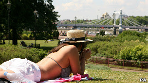 Mujer en un parque