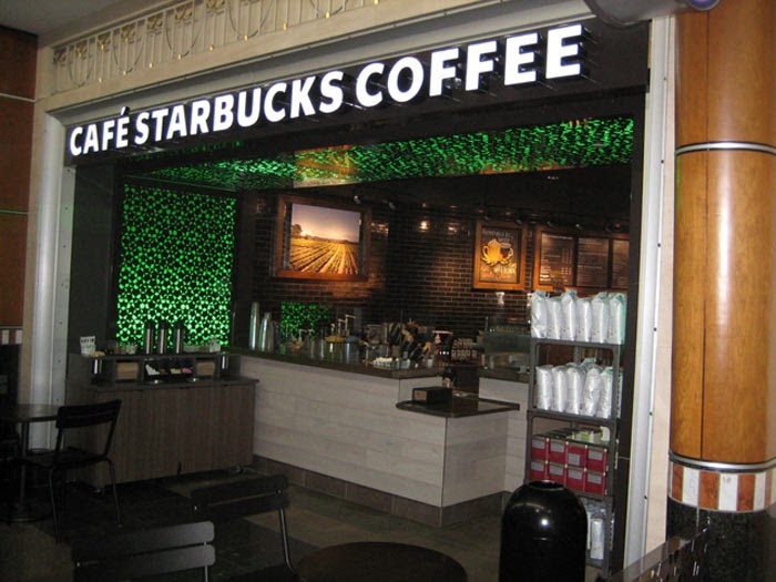 Trend Terbaru Starbuck Cafe House