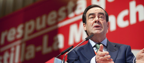 Bono se despide lamentando que el PSOE no tomara medidas que está realizando el PP