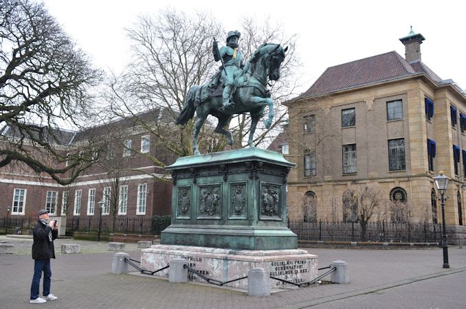 デン ハーグ旧市街 所長一行のオランダ ベルギー ドイツ旅行 13 14