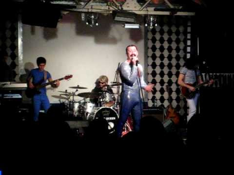 Italian QUEENFreddie Mercury Tribute Band plays Save Me
