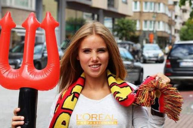 W杯 美人すぎるベルギーサポーターがモデル契約するも 過去に投稿した写真のせいで契約解除 サカにゅブログ
