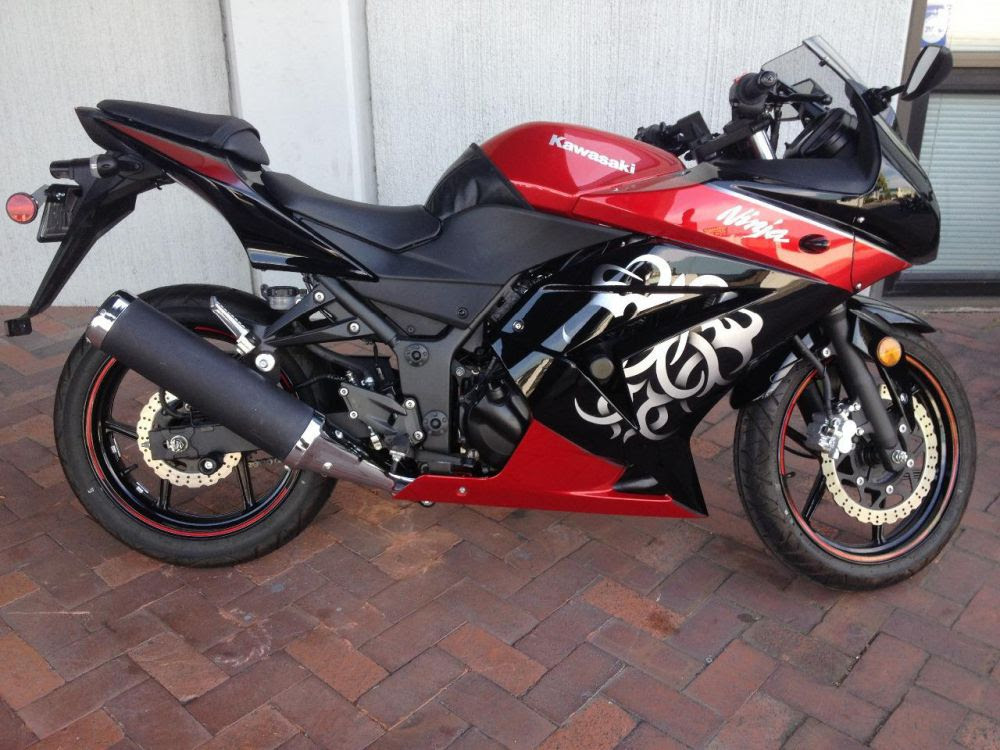 Buy 2010 Kawasaki EX250 NINJA 250R 250 Sportbike on 2040-motos