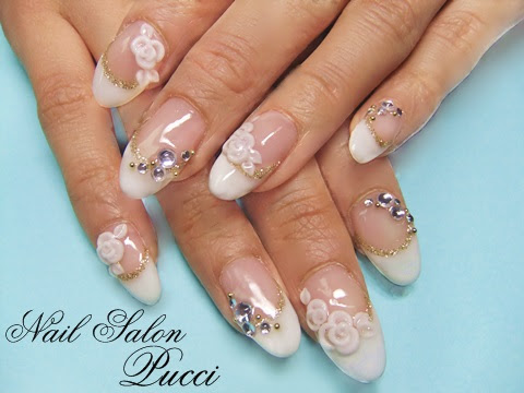 純白のドレスにぴったりのブライダルフレンチネイル 杉並区 阿佐谷 ネイルサロン Nail Salon Pucci ネイルサロンプッチ