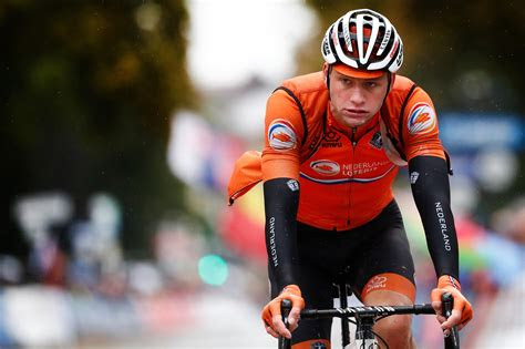 Vor 1 tag · sweden's nils van der poel set the world record in the men's 10,000m to win the gold medal on friday. Even geduld en dan is Mathieu van der Poel wereldkampioen