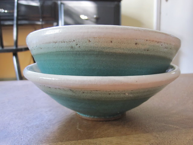 Turquoise/white bowls