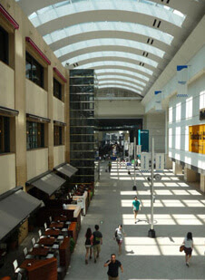 クイーンズスクエアでオムツ交換できる場所の情報 子連れランチ検索ならtomoni