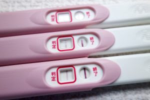 妊娠検査薬で陰性が出たのに実は妊娠していた 原因はなに 引越しmore