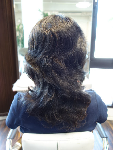 すきすぎ バサバサ カットの失敗から大人可愛いヘアスタイルへ 本物の天然100 へナのハナヘナで 5歳のツヤ髪を 髪と頭皮を傷めない白髪染め 髪が多い くせ毛の悩みも解消する美容室arche 神戸 大阪