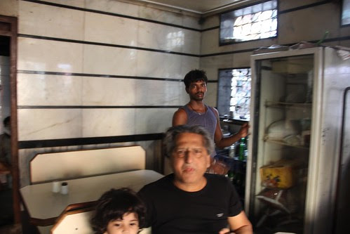 Having Kheema Brun At Pahelvi Irani Restaurant Bandra Bazar Road by firoze shakir photographerno1