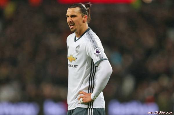 Ibrahimovic vắng mặt ở trận đấu với Hull City vì bị ốm