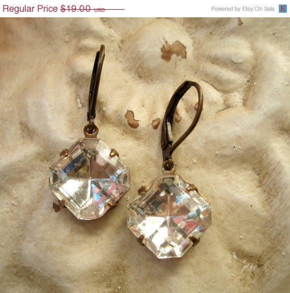 15% off Anniv Sale Bridesmaid Gift, Earrings Clear Rhinestones, Wedding Earrings,  AUDREY, Bridal Earrings, Vintage Bridal Jewelry