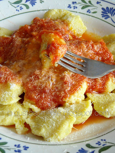 Gnocchi semplici di ricotta e parmigiano