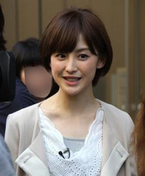 お受験ママ必見 面接の髪型は女子アナに学べ 自由が丘の美容