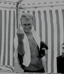 Pär Nuder visar attityd