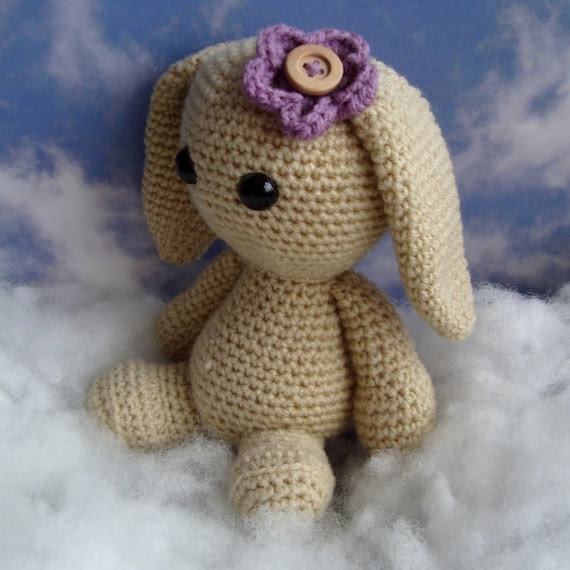 Petal The Bunny - A PDF Amigurumi Crochet Pattern