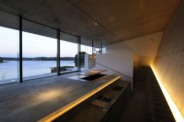 Japanese Beach House Design: Contemporary Concrete | Modern House Designs