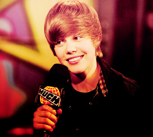 bieber bulge 2011. justin ieber bulge in pants.