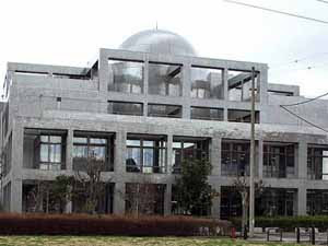 海老名市立中央図書館を徹底ナビ 自習室 Wifi 電源 カフェなどの情報が満載