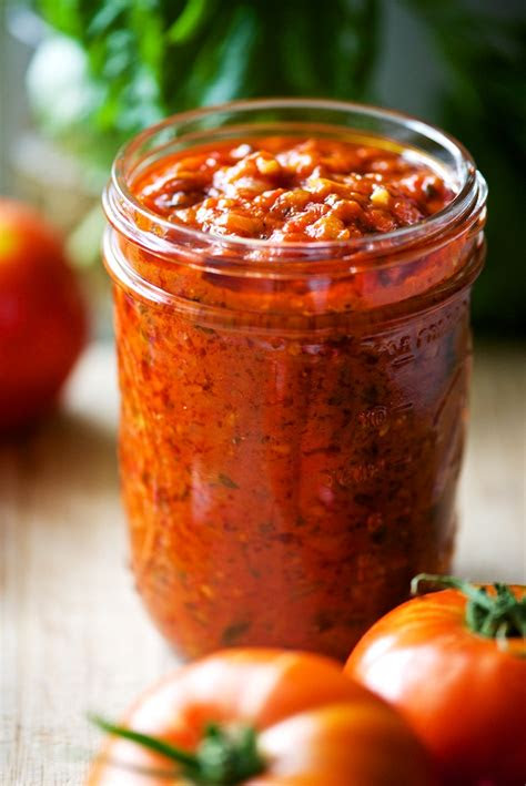 Bring a touch of the mediterranean to your living space. Fresh Tomato Sauce | To Taste