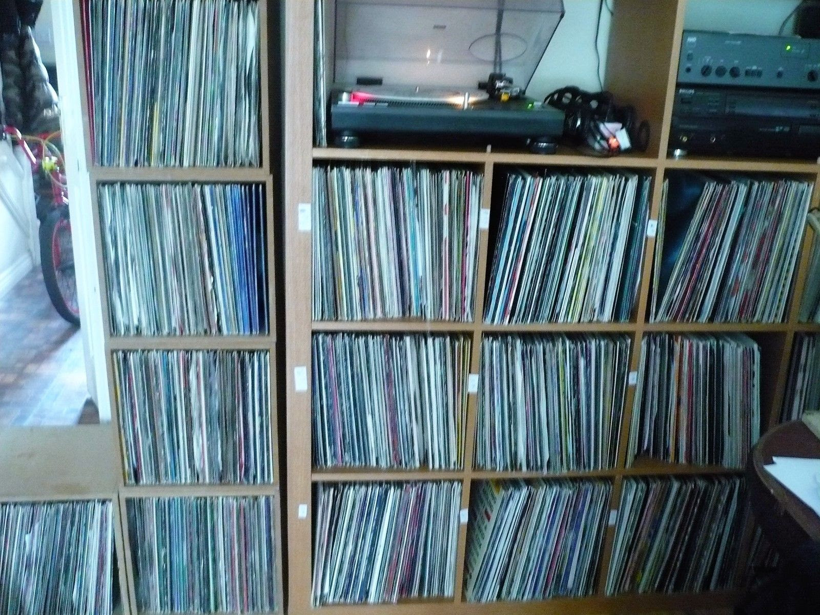 Roots Vinyl Guide
