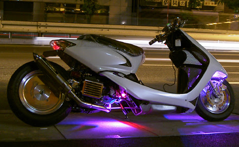 Dio Z4 Custom日記 お手本マシン 1