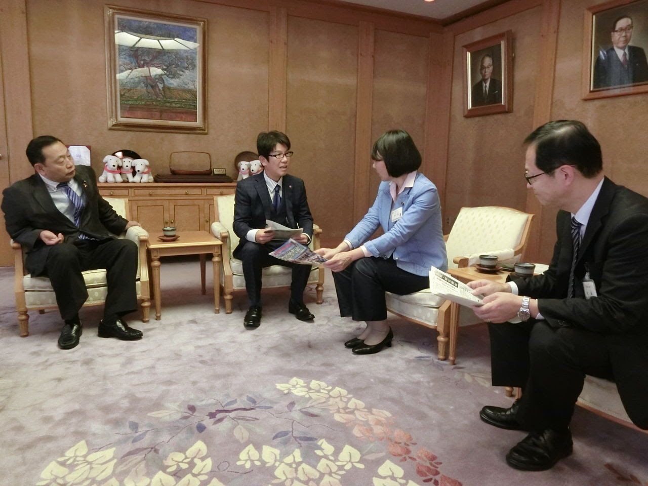 伊東香織市長との面談 株式会社フカイ 岡山県 広島県の配置薬