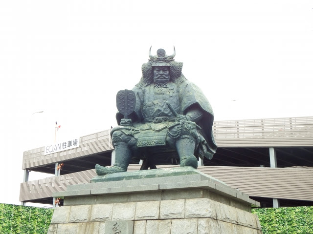 戦国武将名言の意味 武田信玄 人は城 人は石垣 人は堀 情けは 歳女子大生が伝えたい日本刀への熱い想い