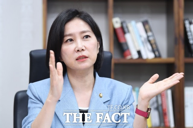íìì ë°ìì  ì£¼ì¼ íêµ­ëì¬ ì¶ë§íìë ì ì¹ ê¸°ì¬ ë